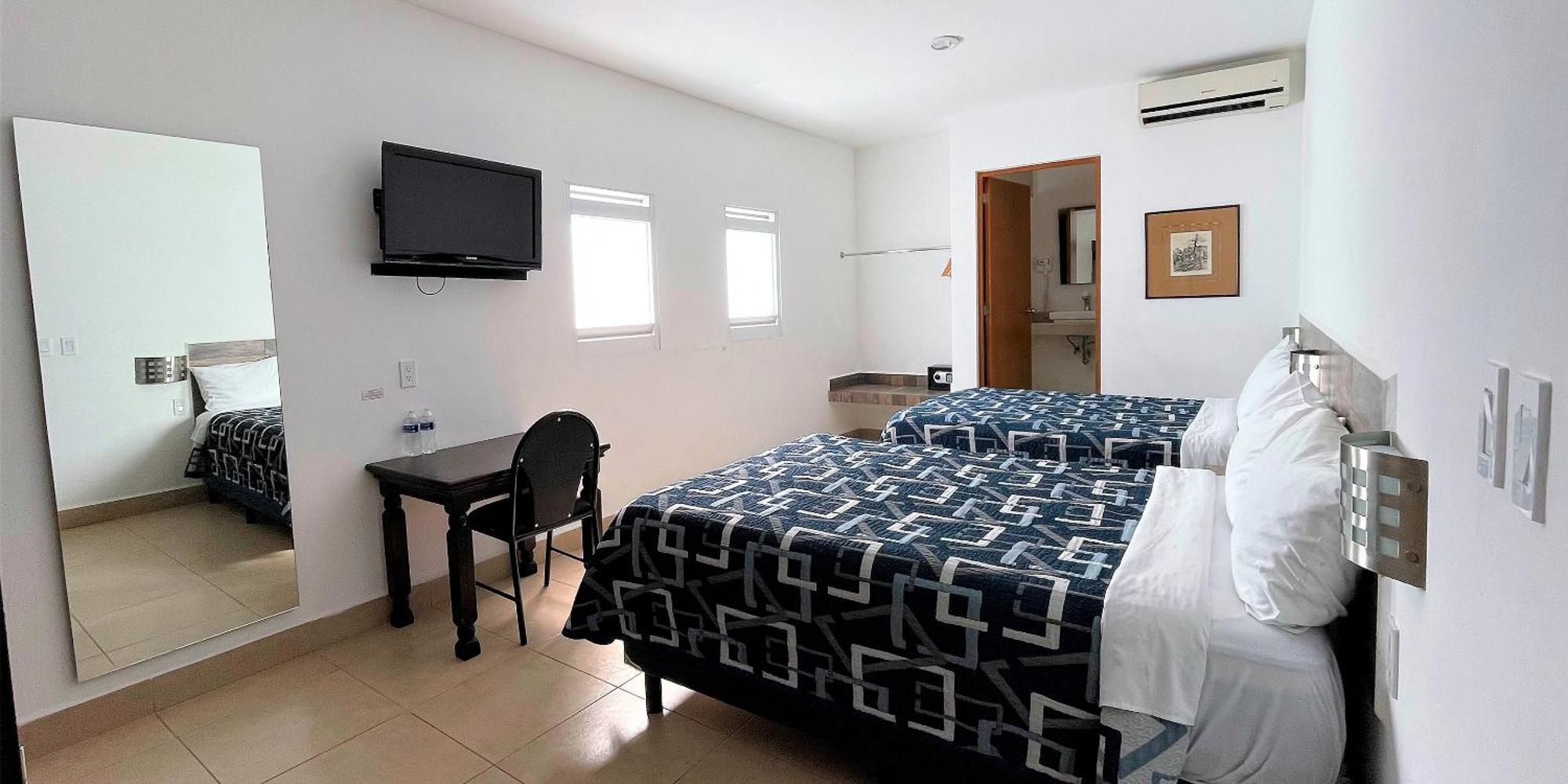 Opportunity Leon Hotel ภายนอก รูปภาพ